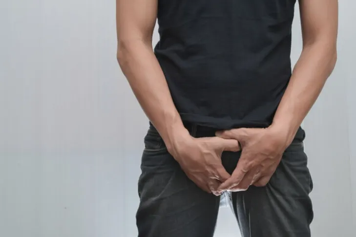 क्या मूत्रमार्गशोथ केवल पुरुषों तक ही सीमित है?